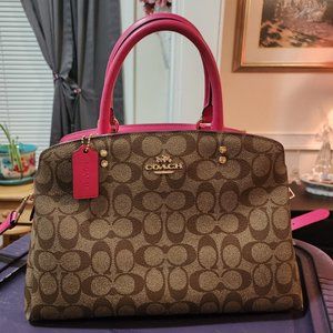 Coach Women's Lillie Carryall In Signature Canvas (Khaki - Bold Pink)